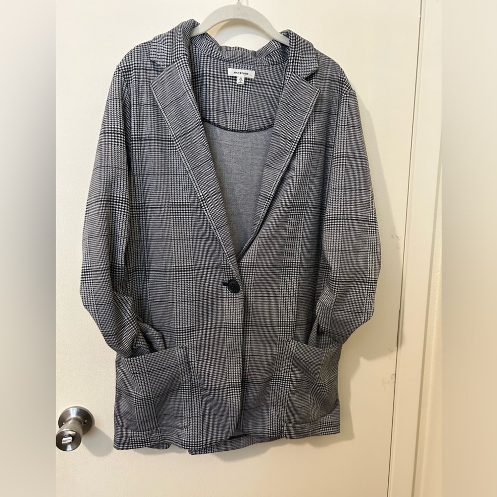 Oversized black & white casual blazer